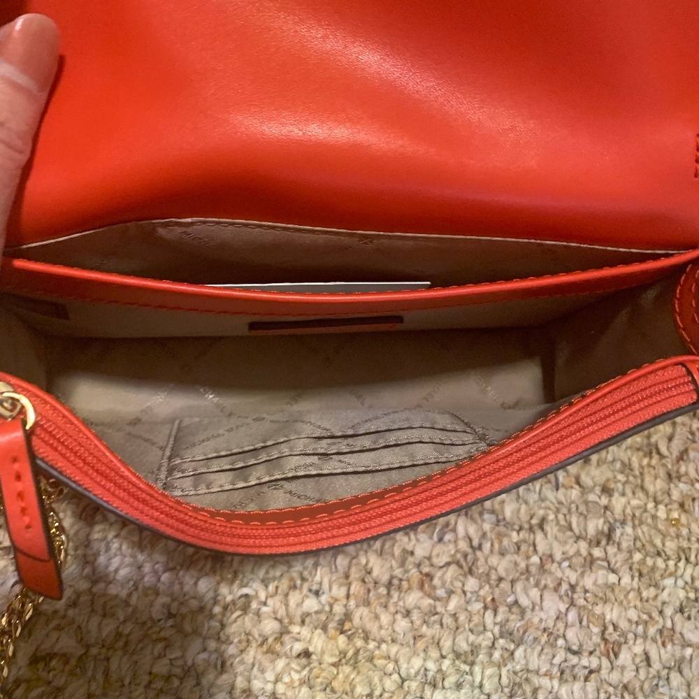 ♦️♦️NWT FLASHSALE  Michael Kors Jet Set medium flap chain crossbody - Picture 4 of 4